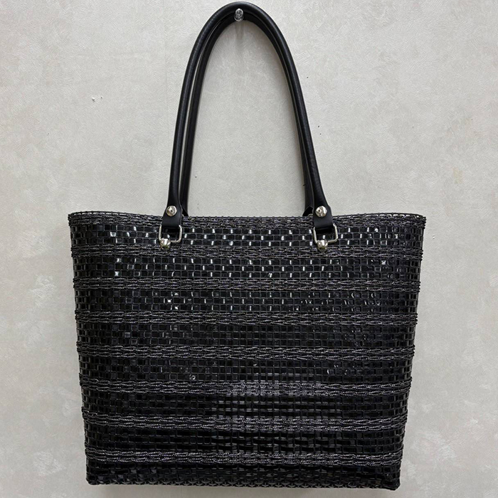 手あみの小物と雑貨